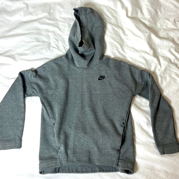 Nike Women’s Dri Fit Work Out Hoodie Sweatshirt Spell Out With Pockets - Picture 1 of 6